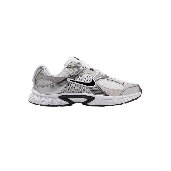 Zapatillas NIKE V5 RNR GS HQ6411 100 DEPORTES MEGRA TORREJON DE ARDOZ